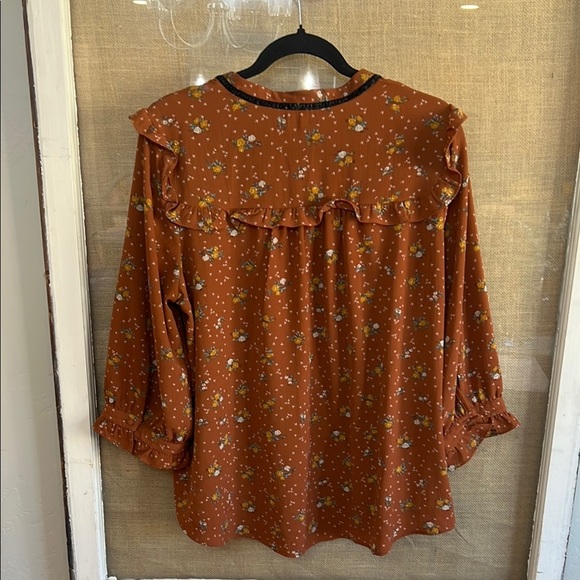 Floral Rust Boutique Blouse - Picture 8 of 8